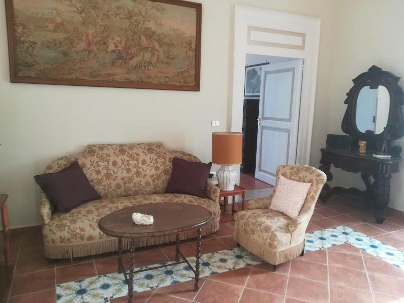 Bed and Breakfast La Casa Di Astrea Caiazzo Exterior foto